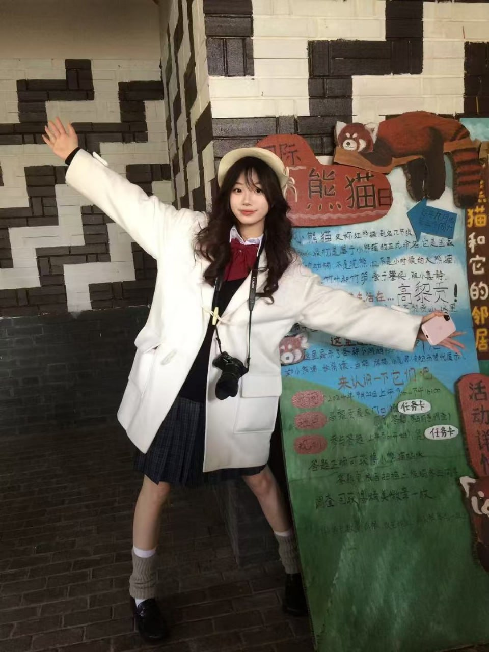 女大学生找金主包养18岁